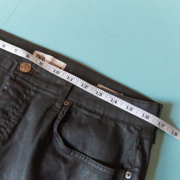 Zara Dreed Flare Raw Hem Cropped Faux Leather Waxed Denim Jeans Size US 14 - Picture 7 of 10